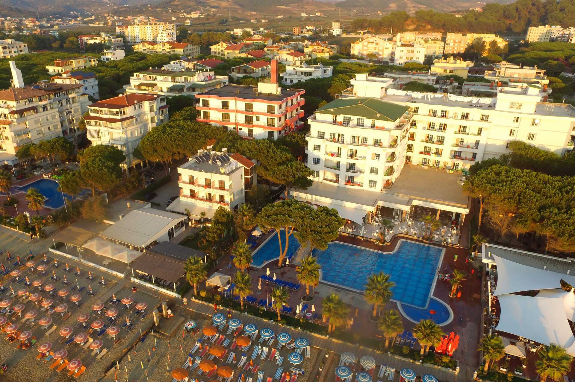Hotell Fafa Premium vid Durres riviera i Albanien.