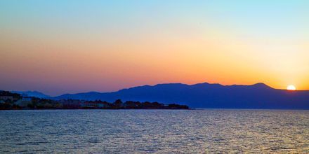 Vackra solnedgångar i Agia Marina.