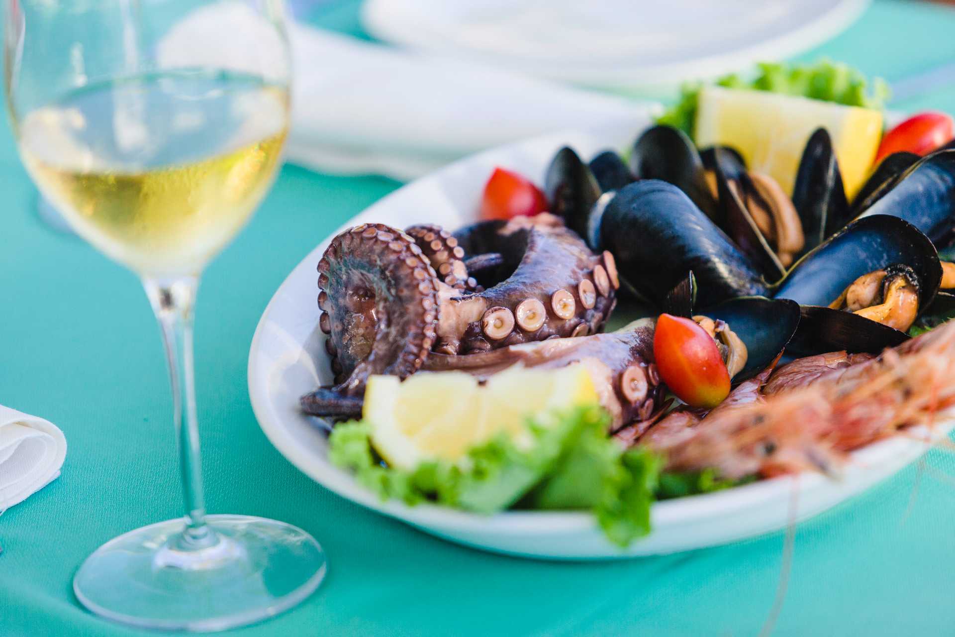 Agios Gordis på Korfu, Grekland.