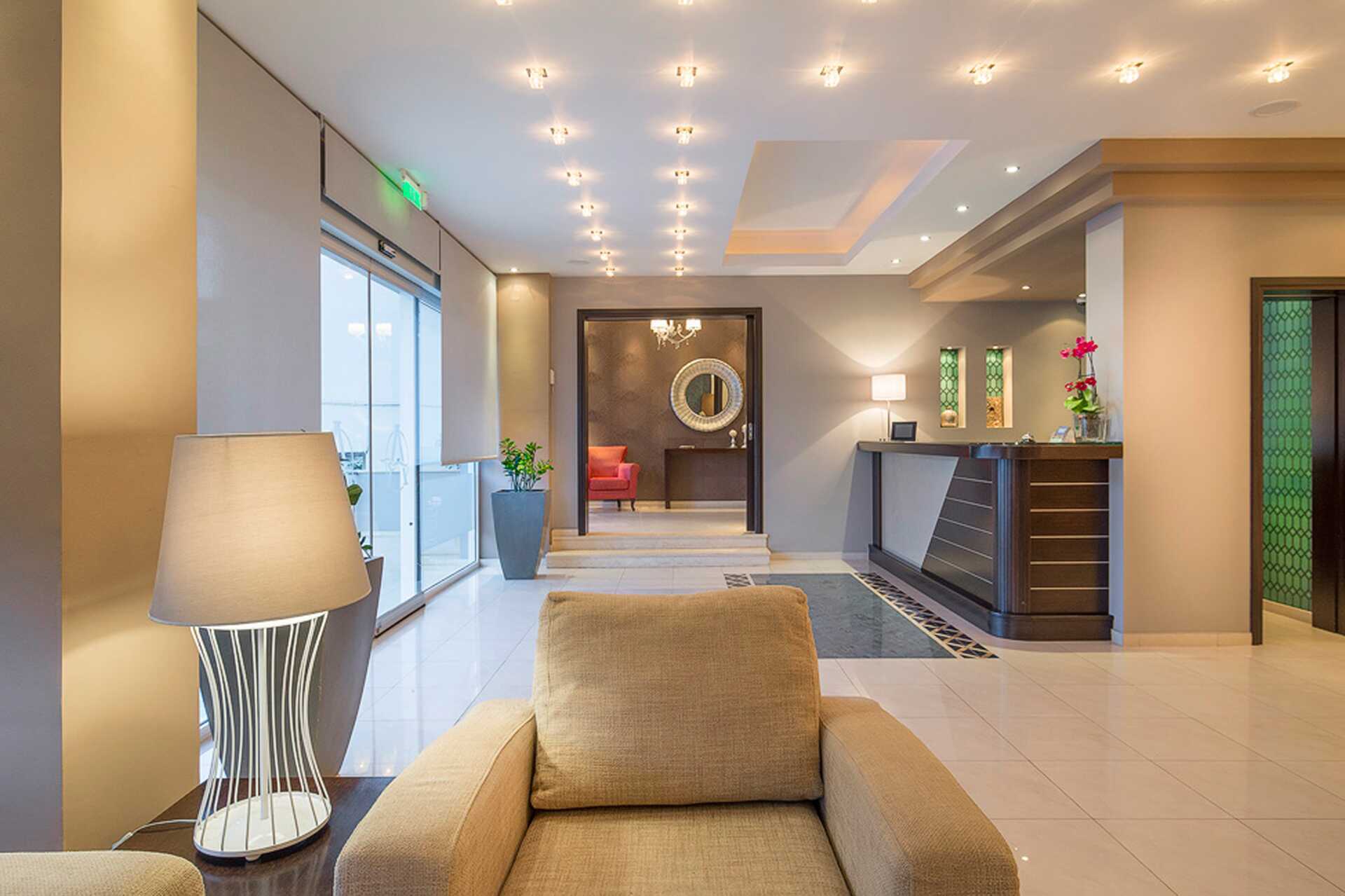 Lobbyn på hotell Albatros i Sivota, Grekland.