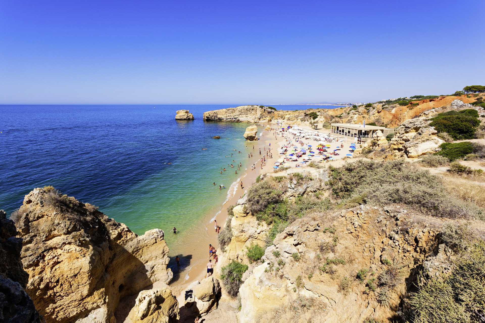 Sao Rafael Beach vid Albufeira i Portugal.