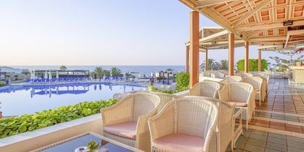 Poolbaren på hotel Aldemar Knossos Royal i Hersonissos, Kreta.