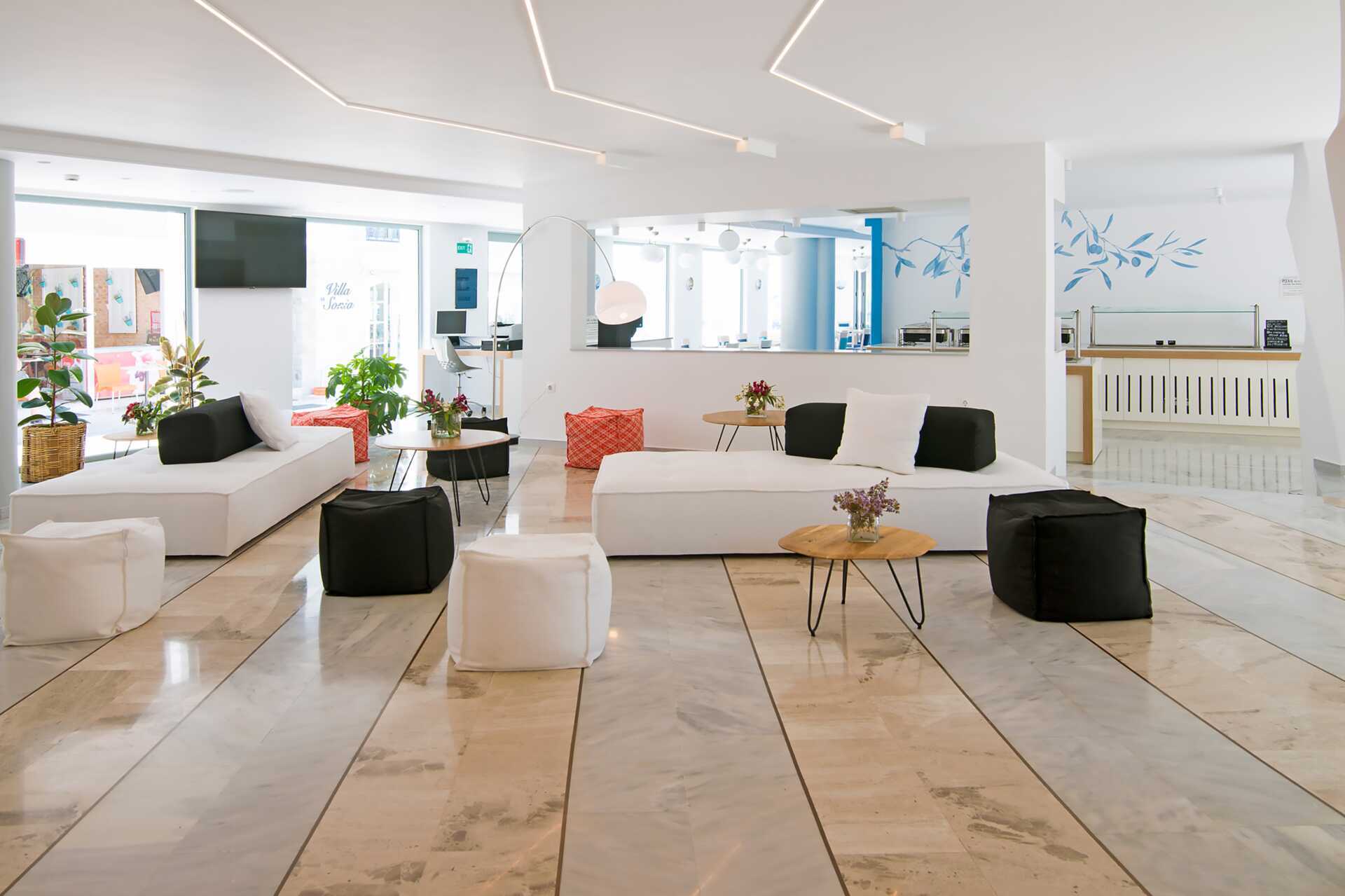 Reception på hotell Alia Beach i Hersonissos, på Kreta.