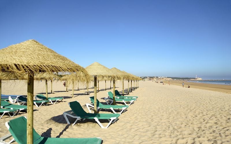 Praia da Rocha-stranden vid Portimão på Algarvekusten.