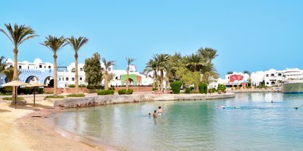 Stranden vid hotell Arabella Azur Resort i Hurghada, Egypten.