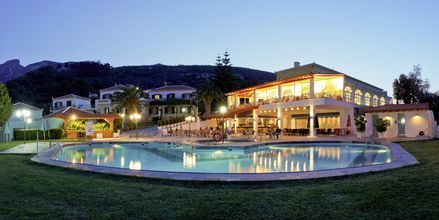 Pool på hotell Arion i Kokkari, Samos.