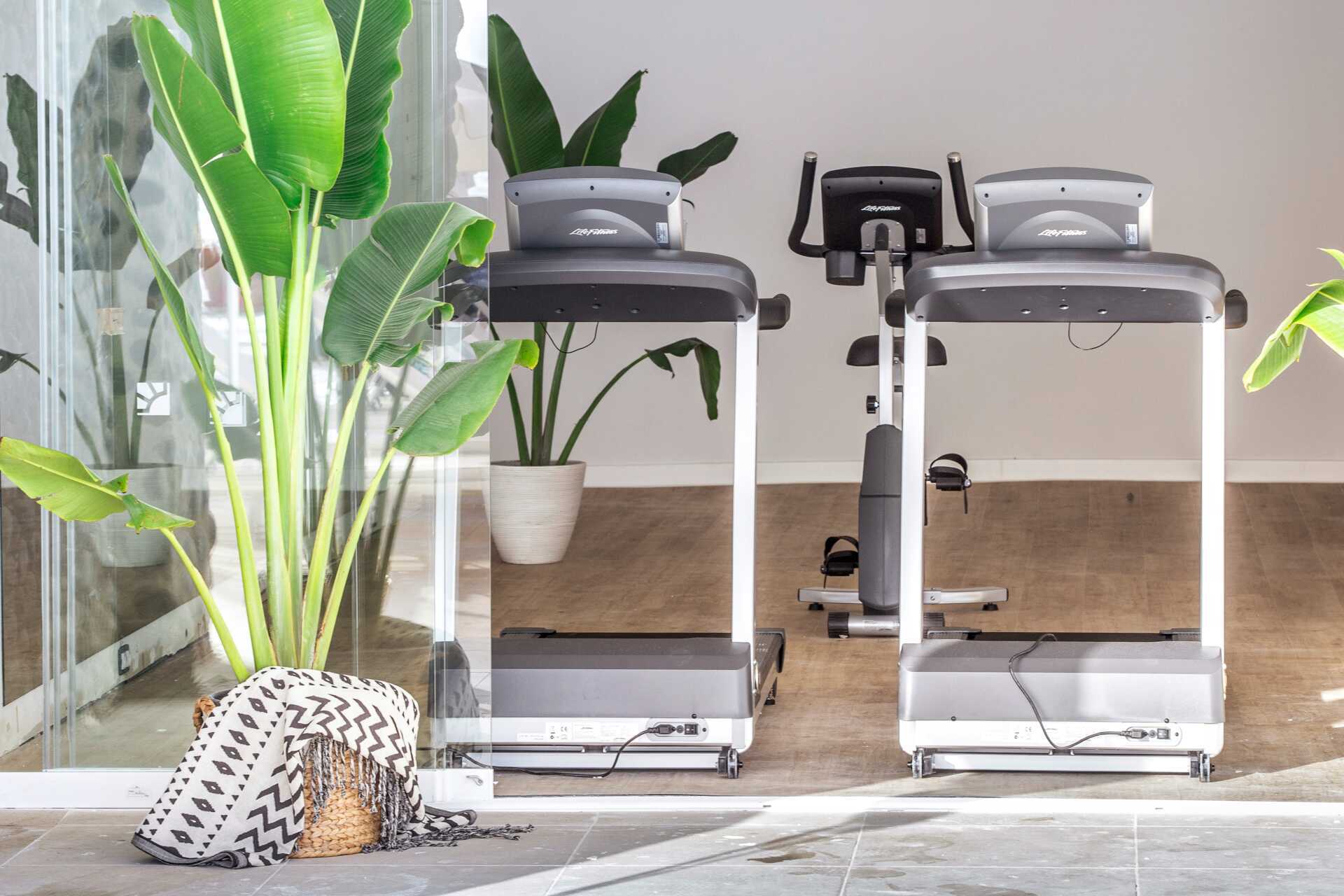 Modernt gym på hotell Atlantic Holiday, Teneriffa.