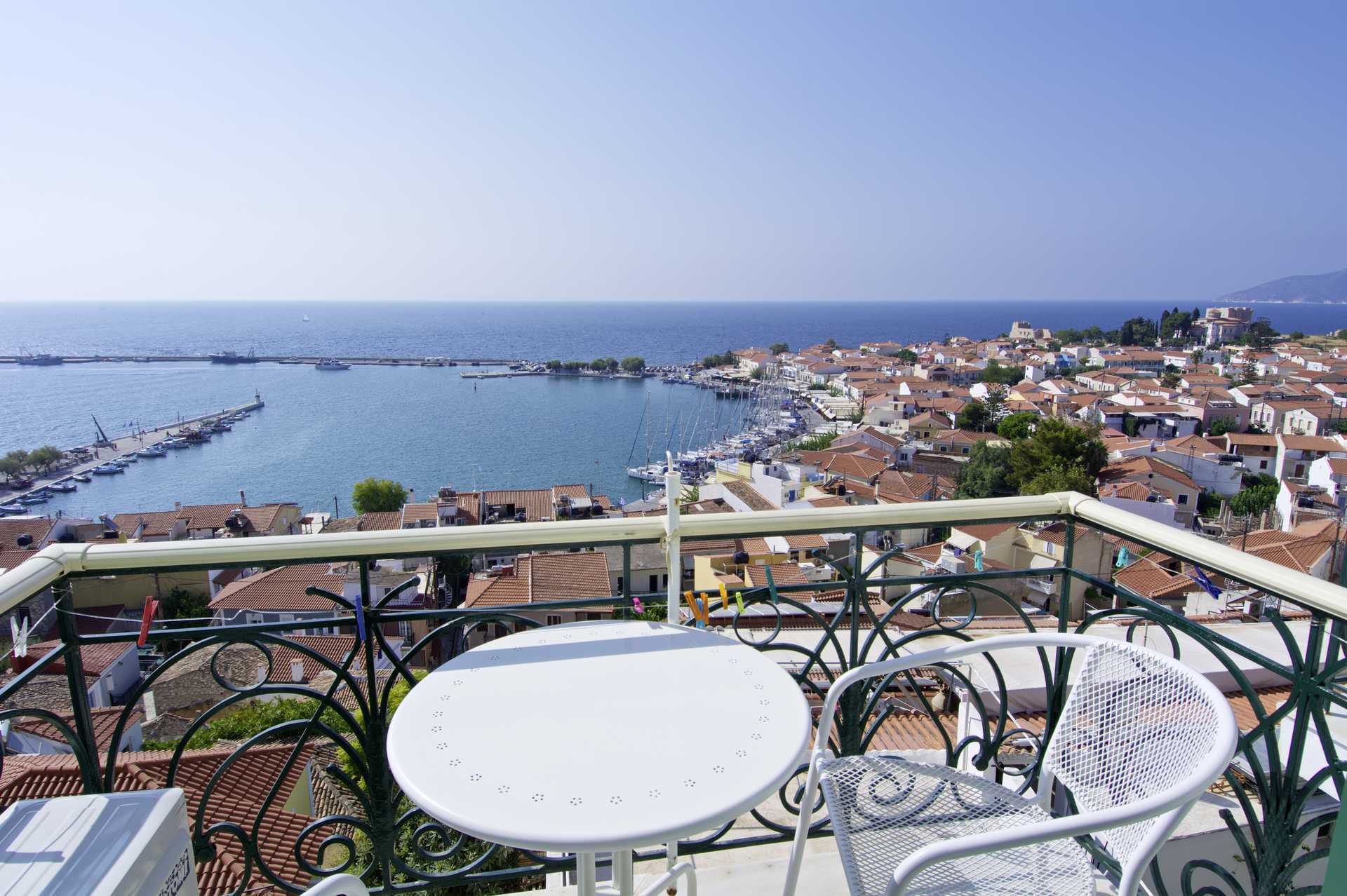 Balkong på hotell Panorama på Samos, Grekland.