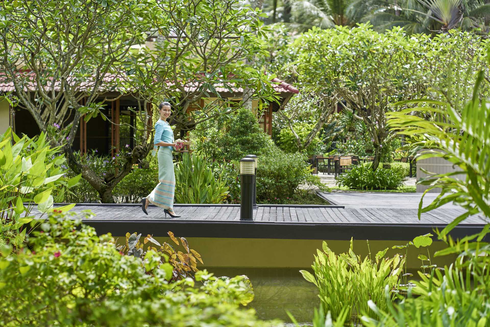 Apollos hotell Dusit Thani Laguna Phuket i Bangtao Beach.