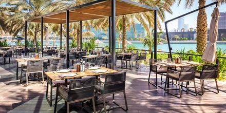 Restaurang på hotell Beach Rotana Abu Dhabi i Förenade Arabemiraten.