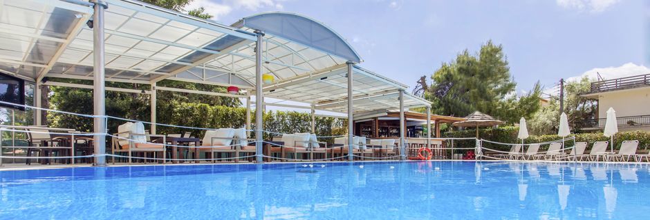 Poolområdet på hotell Bel Air på Lefkas, Grekland.