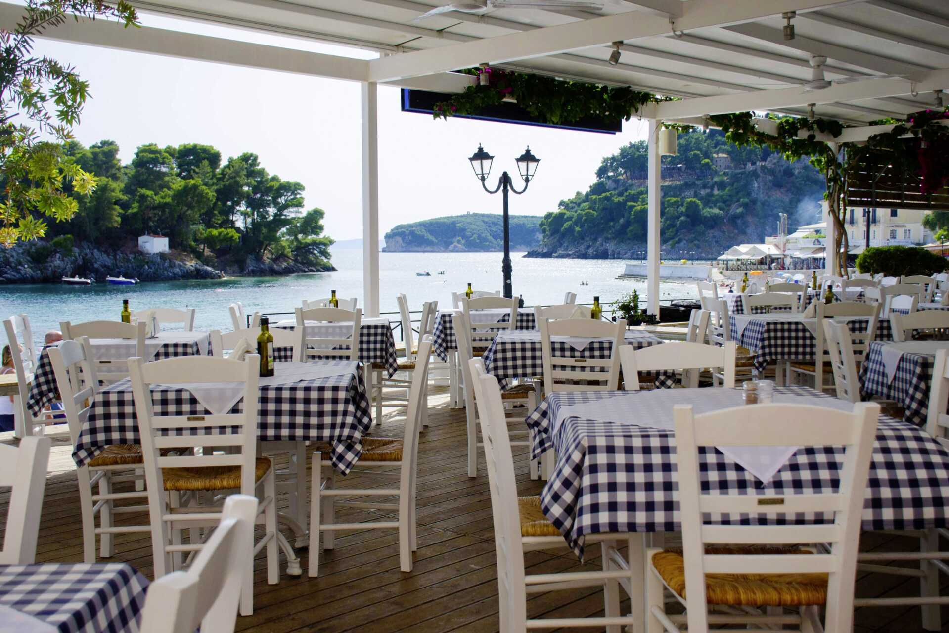 Restaurang på hotell Bianco i Parga, Grekland.