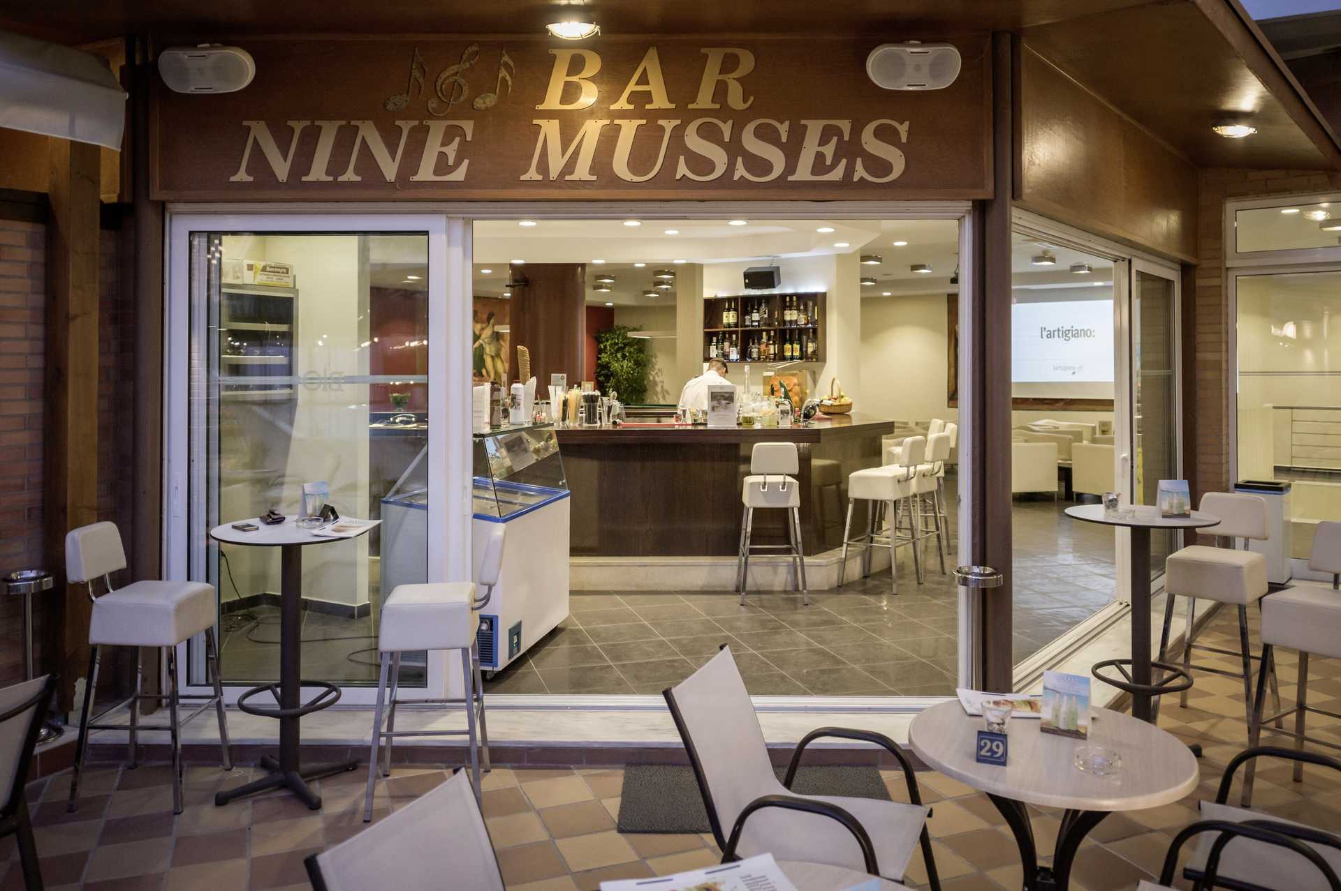 Bar på hotell Bio i Rethymnon stad på Kreta.