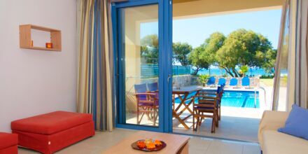 Vardagsrum på hotell Blue Sea Villas i Platanias, Kreta.