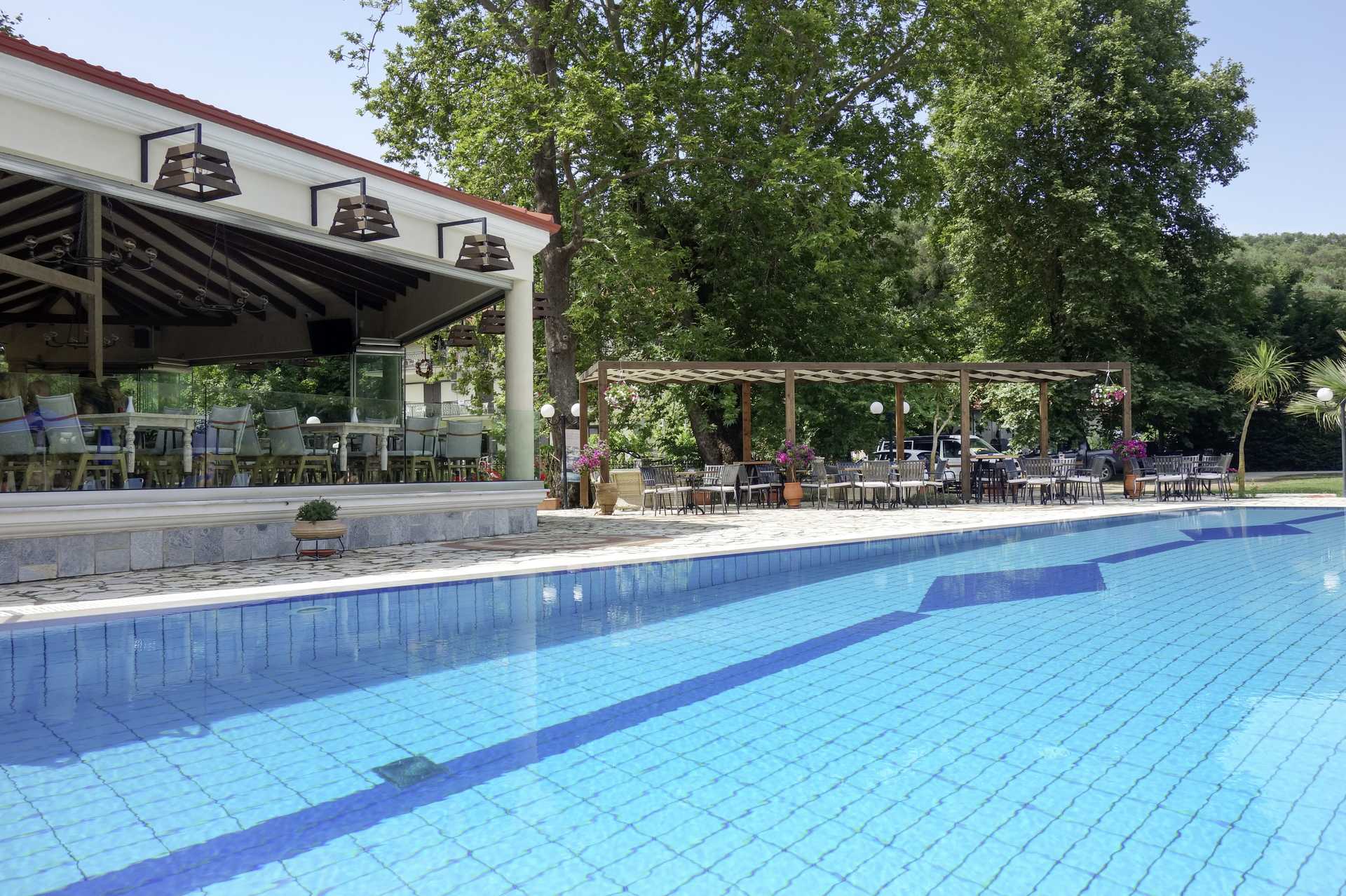 Pool på hotell Byzantion i Parga, Grekland.