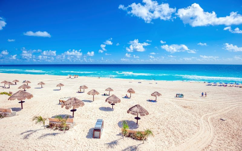 Ljuvlig strand i Cancun, Mexiko.