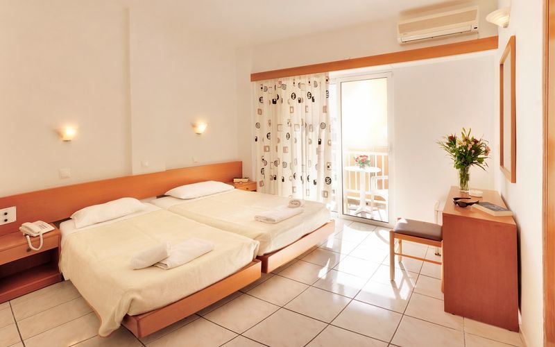 Bilder från hotellet Carina - nummer 1 av 7