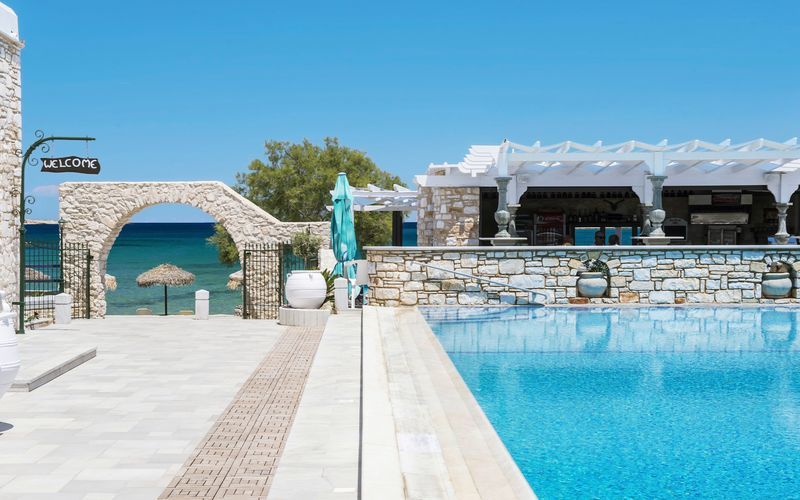 Hotell Contaratos Beach på Paros, Grekland.