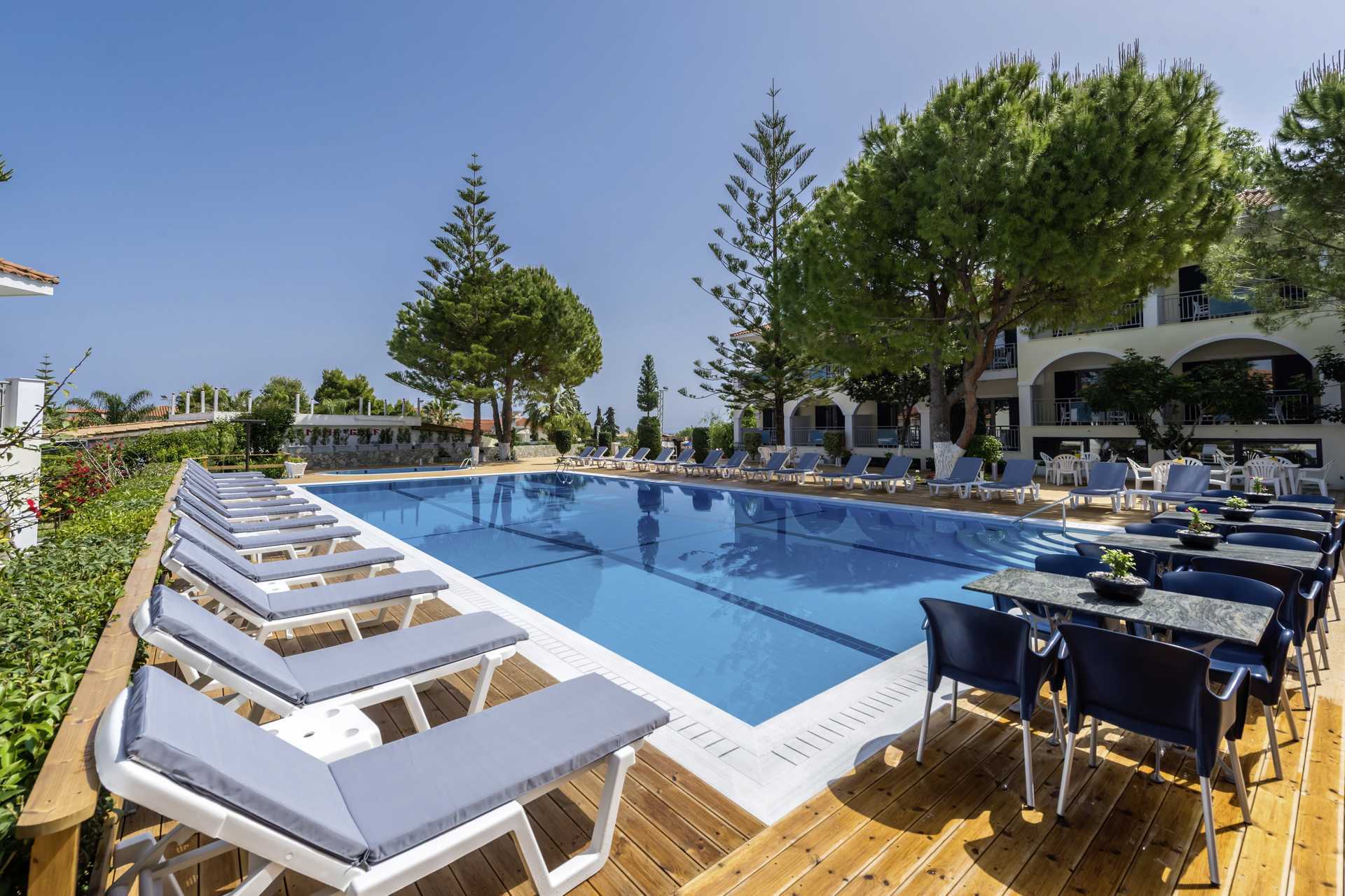 Poolen på hotell Contessa på Zakynthos, Grekland.