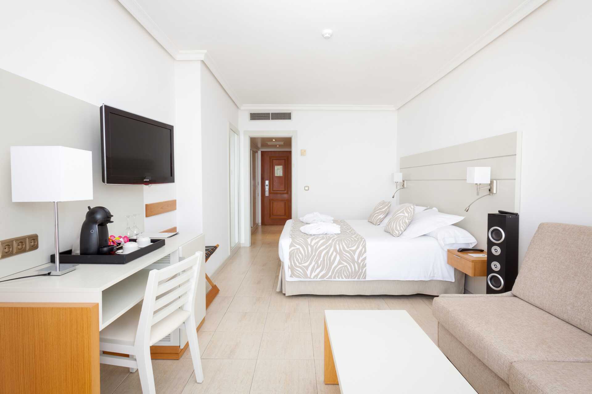 Deluxerum på hotell Landmar Playa de la Arena på Teneriffa, Kanarieöarna.