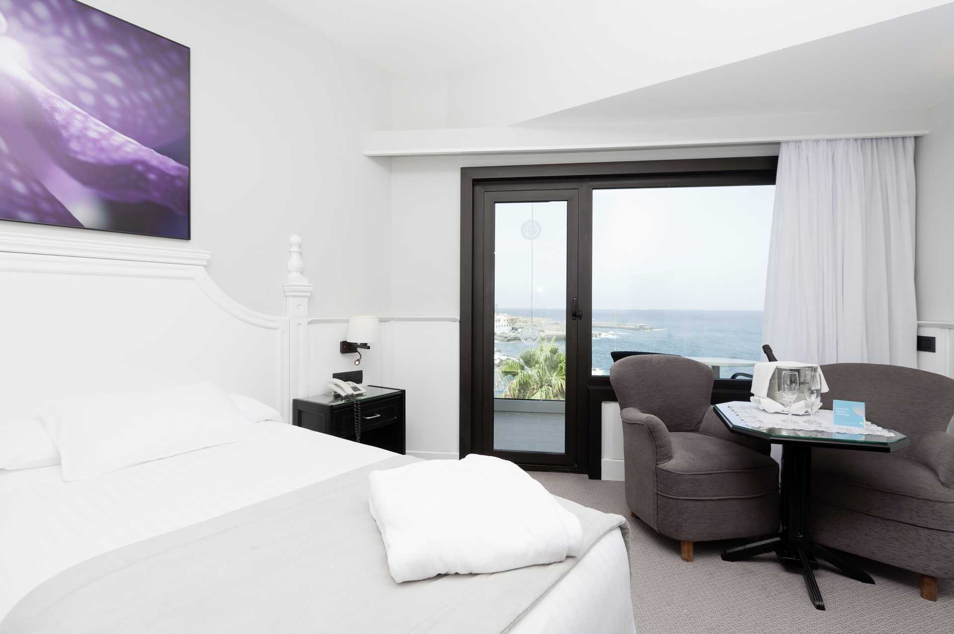Deluxerum på hotell Valle Mar i Puerto de la Cruz på Teneriffa, Kanarieöarna.