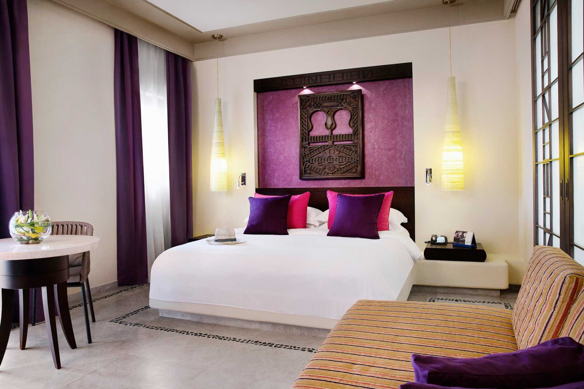 Deluxerum på Salalah Rotana Resort i Salalah, Oman.