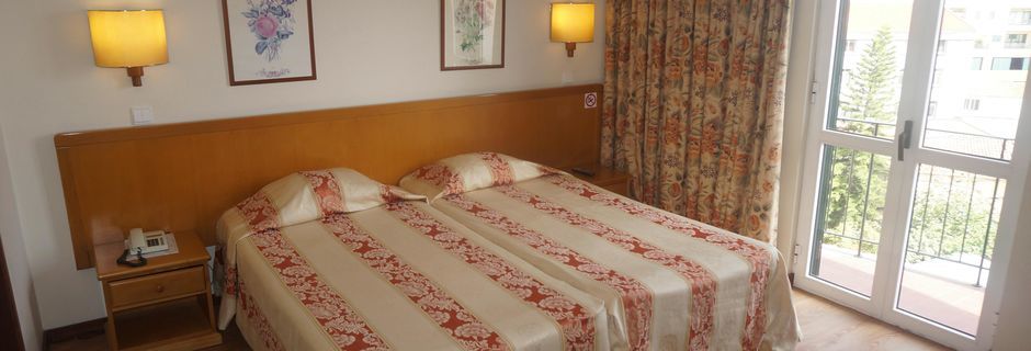 Dubbelrum på hotell Do Centro i Funchal på Madeira.