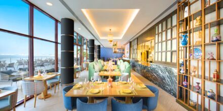 Meze-restaurang på hotell Doubletree by Hilton Marjan Island i Ras al Khaimah.