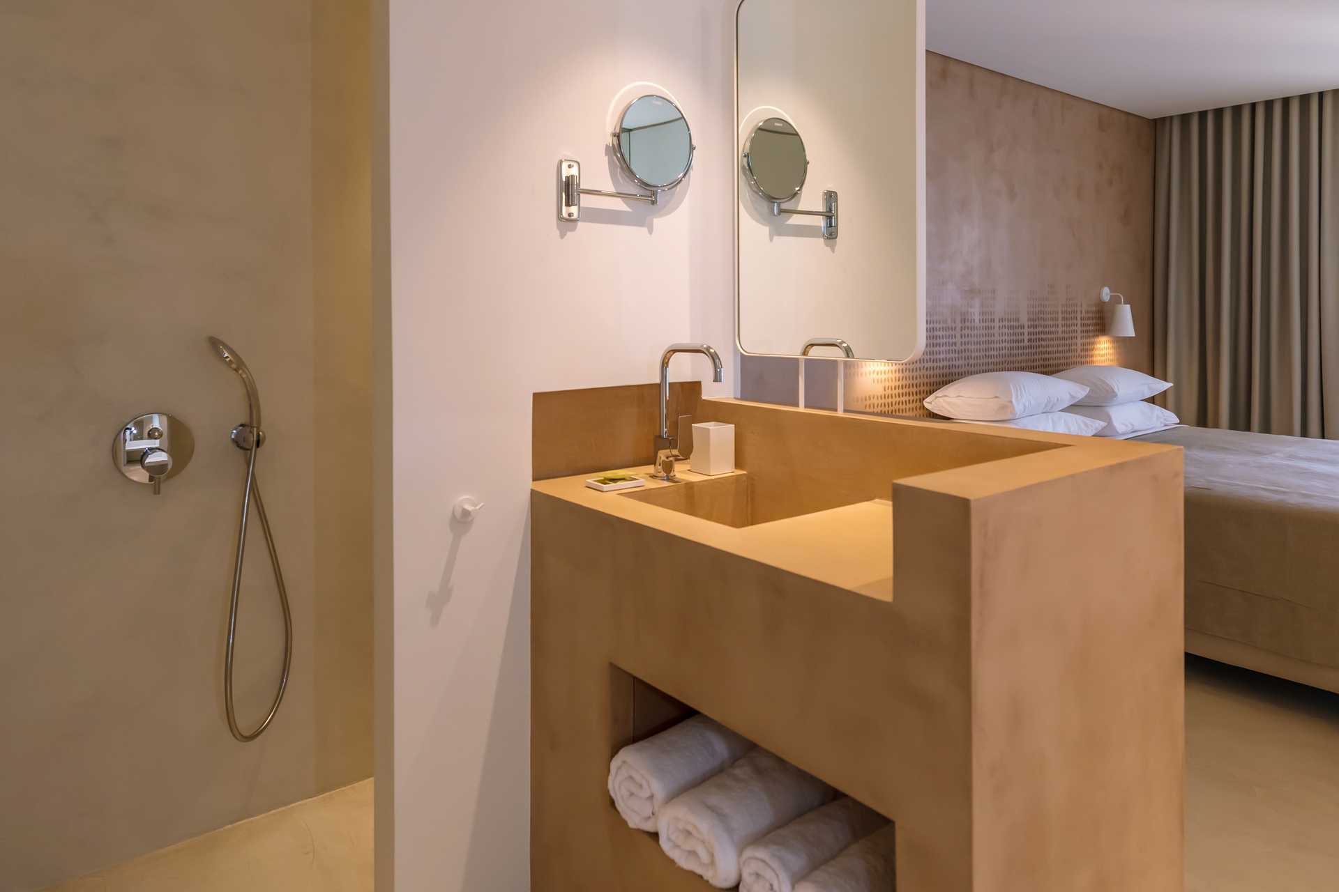 Dubbelrum på Bitzaro Grande i Kalamaki på Zakynthos.