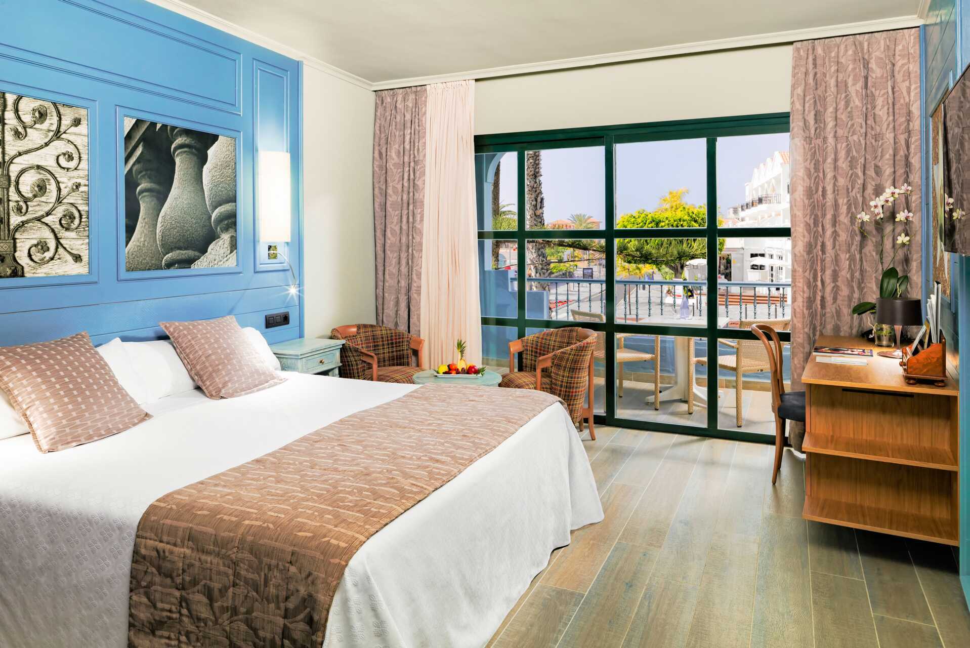 Dubbelrum på hotell Adrian Colon Guanahani i Playa de las Americas, Teneriffa.