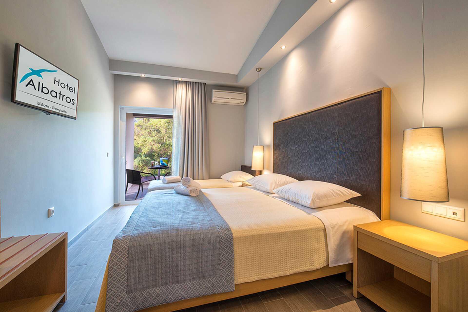 Dubbelrum på hotell Albatros i Sivota, Grekland.