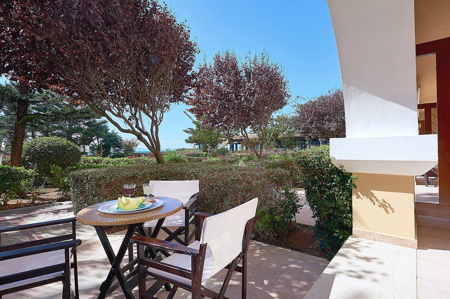 Dubbelrum på hotell Aldemar Olympian Village i Skafidia, Grekland.