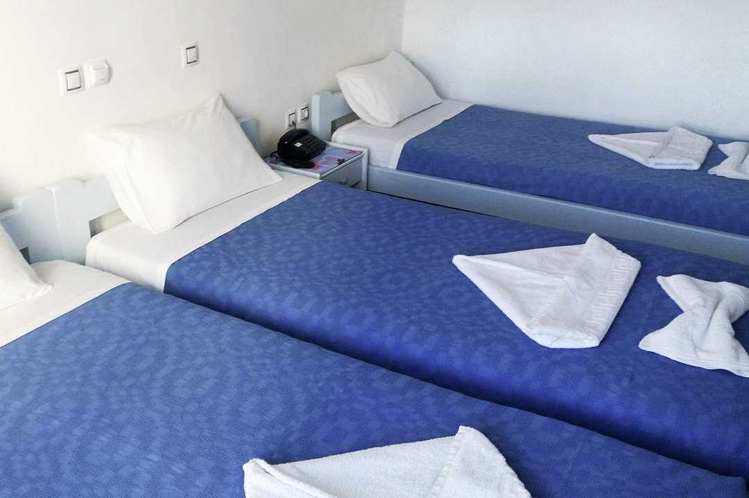 Dubbelrum på hotell Asteria i Naxos stad, Grekland.