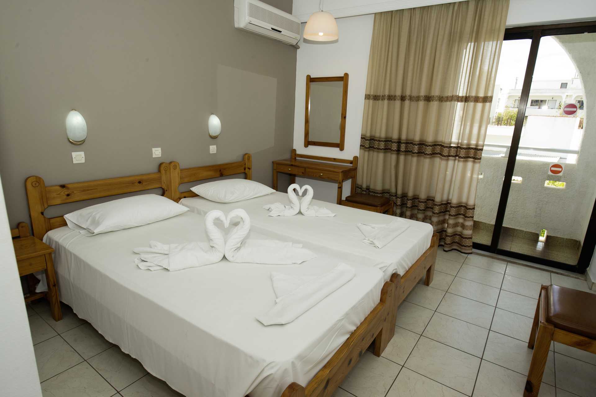 Dubbelrum på hotell International i Kos stad, Grekland.