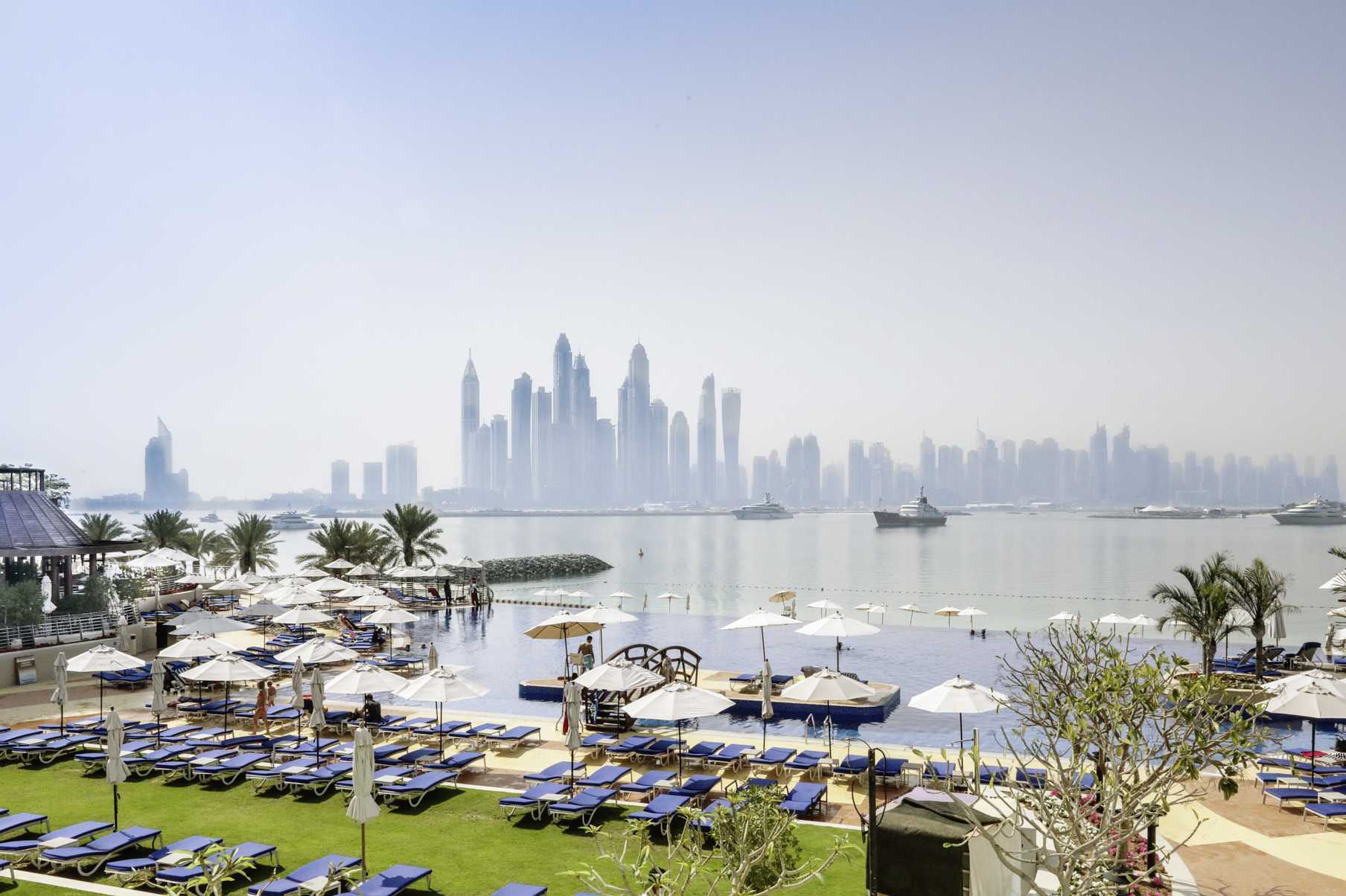 Hotell Dukes The Palm, a Royal Hideaway Hotel på Dubai Palm Jumeirah, Förenade Arabemiraten.