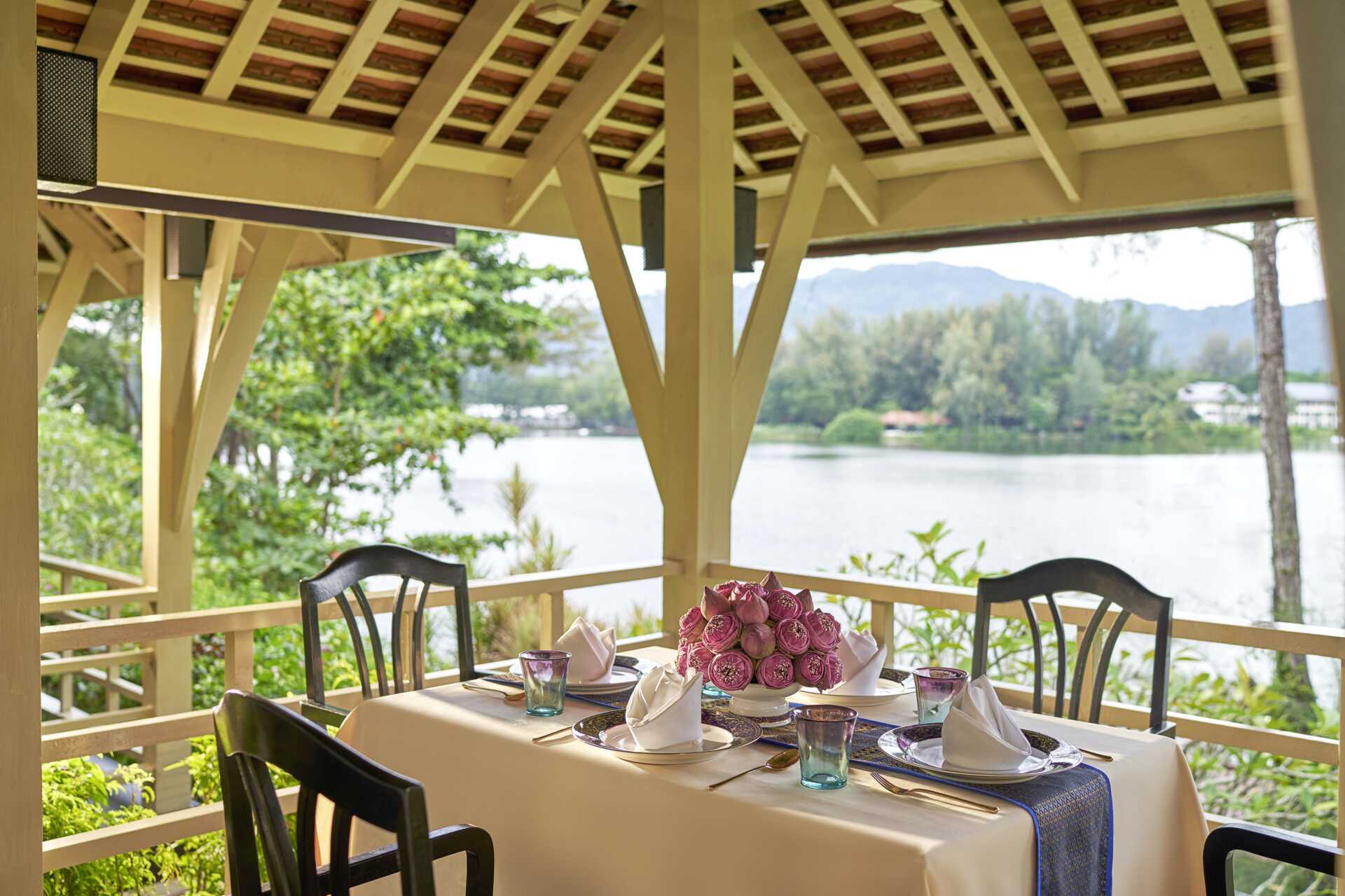 Hotell Dusit Thani Laguna Phuket, Bangtao Beach.