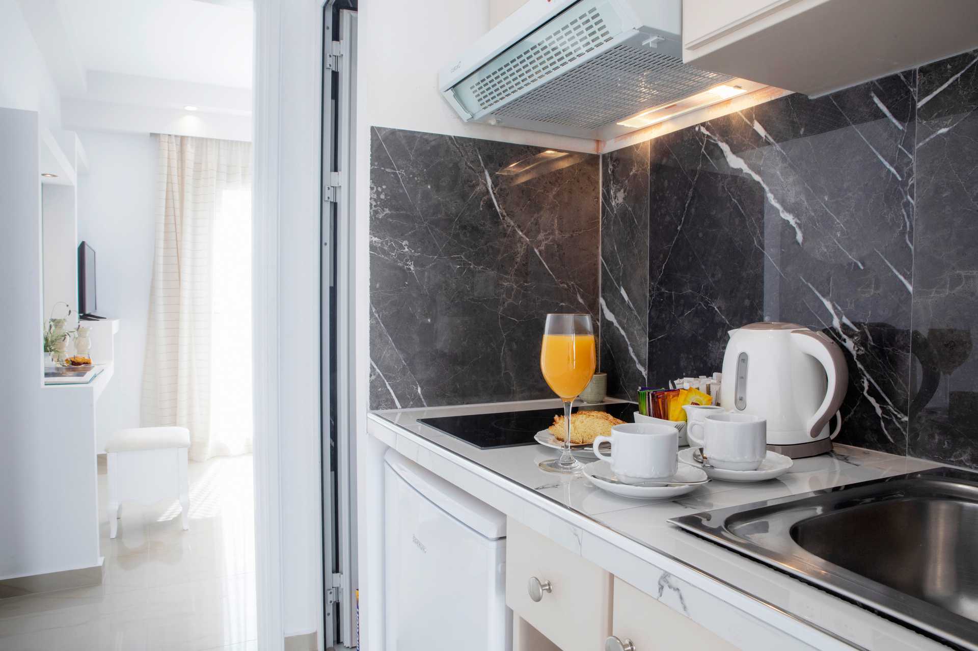 Enrumslägenhet på hotell Evdokia i Agia Anna på Naxos, Grekland.