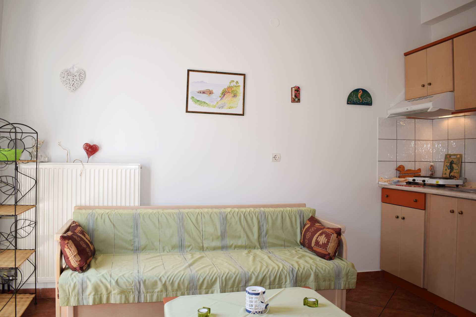 Enrumslägenhet på hotell Hippocampus på Alonissos, Grekland.