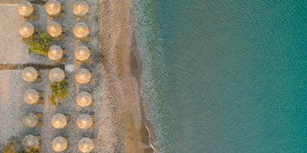 Stranden vid hotell Erato i Karlovassi på Samos, Grekland.