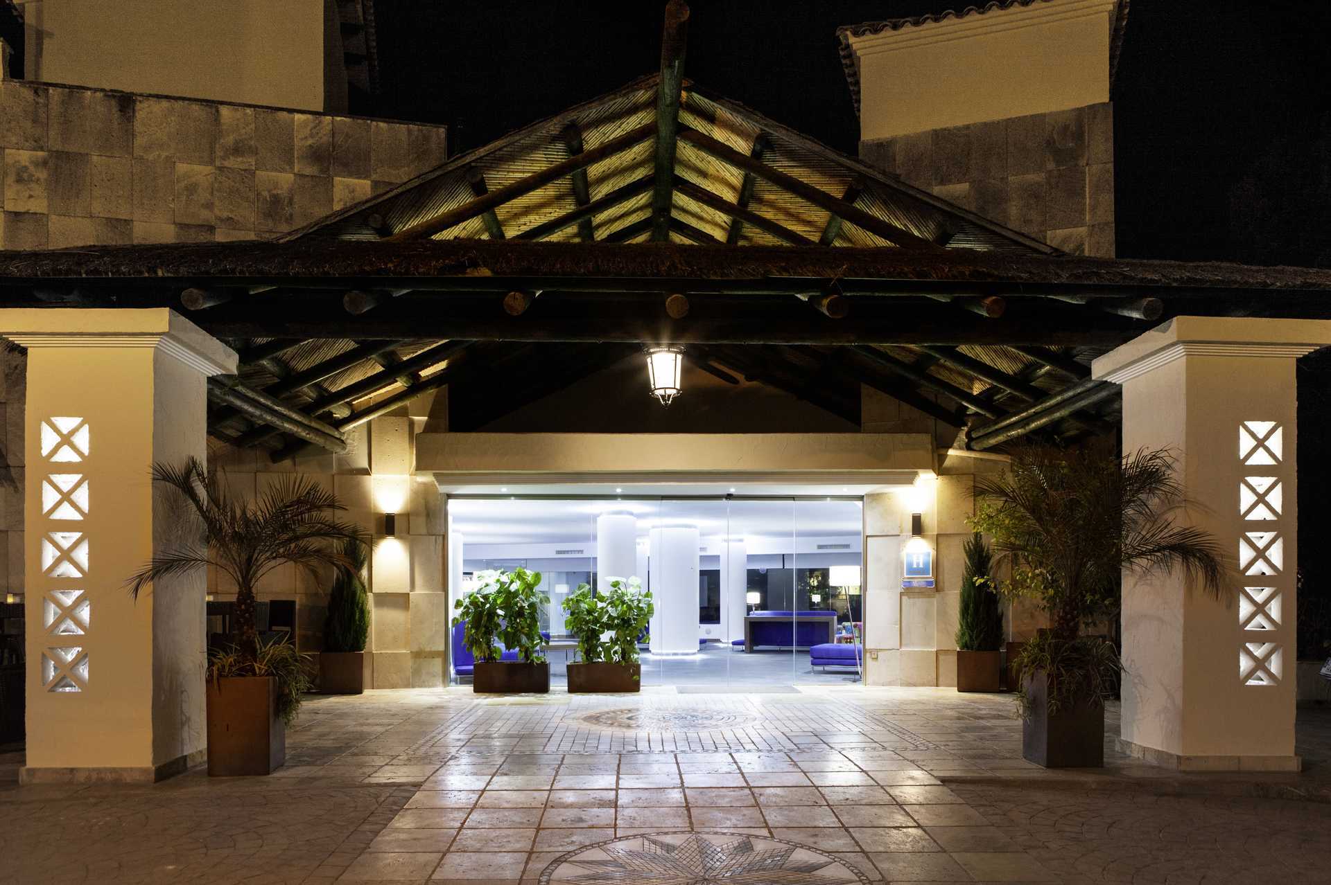 Entrén på Europe Playa Marina i Illetas på Mallorca.