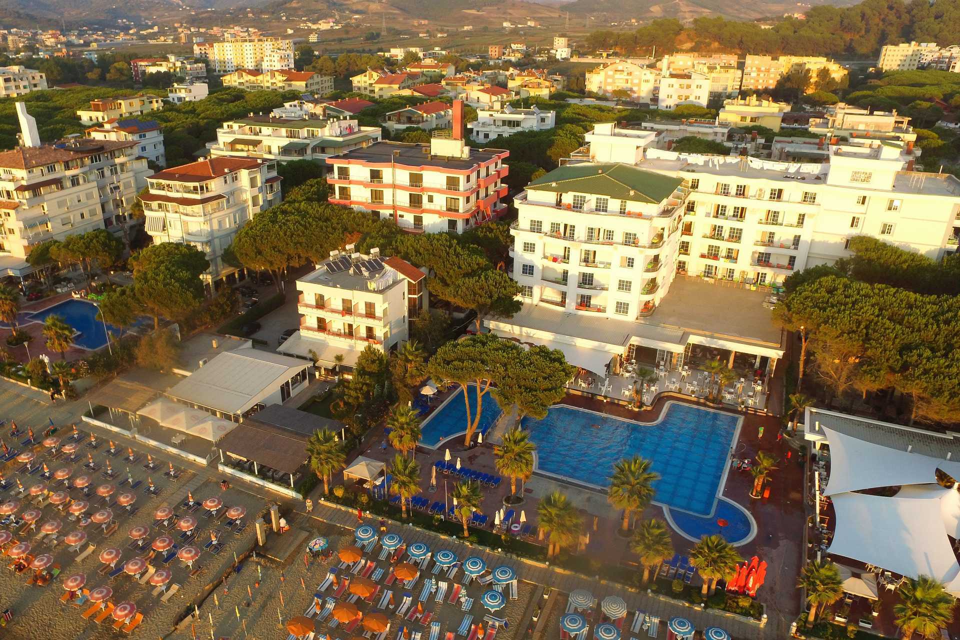 Hotell Fafa Premium vid Durres riviera i Albanien.