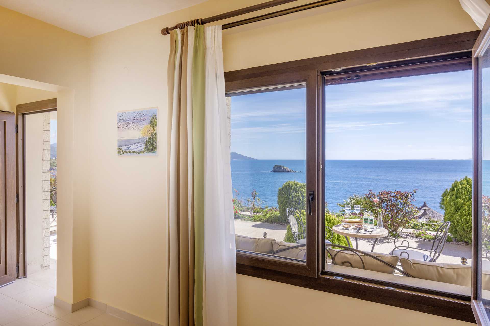 Familjerum på Costas Smeralda, Sivota