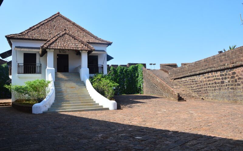 Fort & lokala marknader