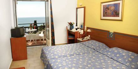Dubbelrum på hotell Glicorisa Beach i Pythagorion, Samos.