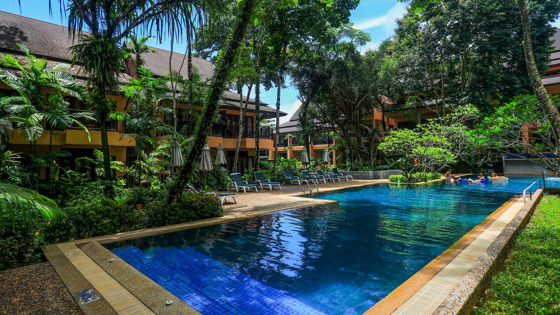 Pool