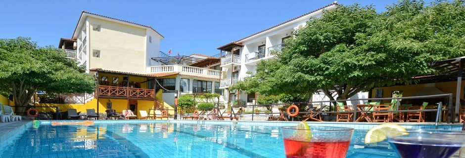 Poolen på hotell Ionia på Skopelos, Grekland.