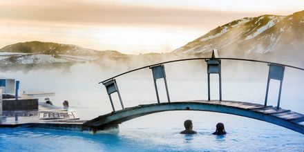 Blå lagunen är ett populärt spa på Island - en riktig upplevelse!