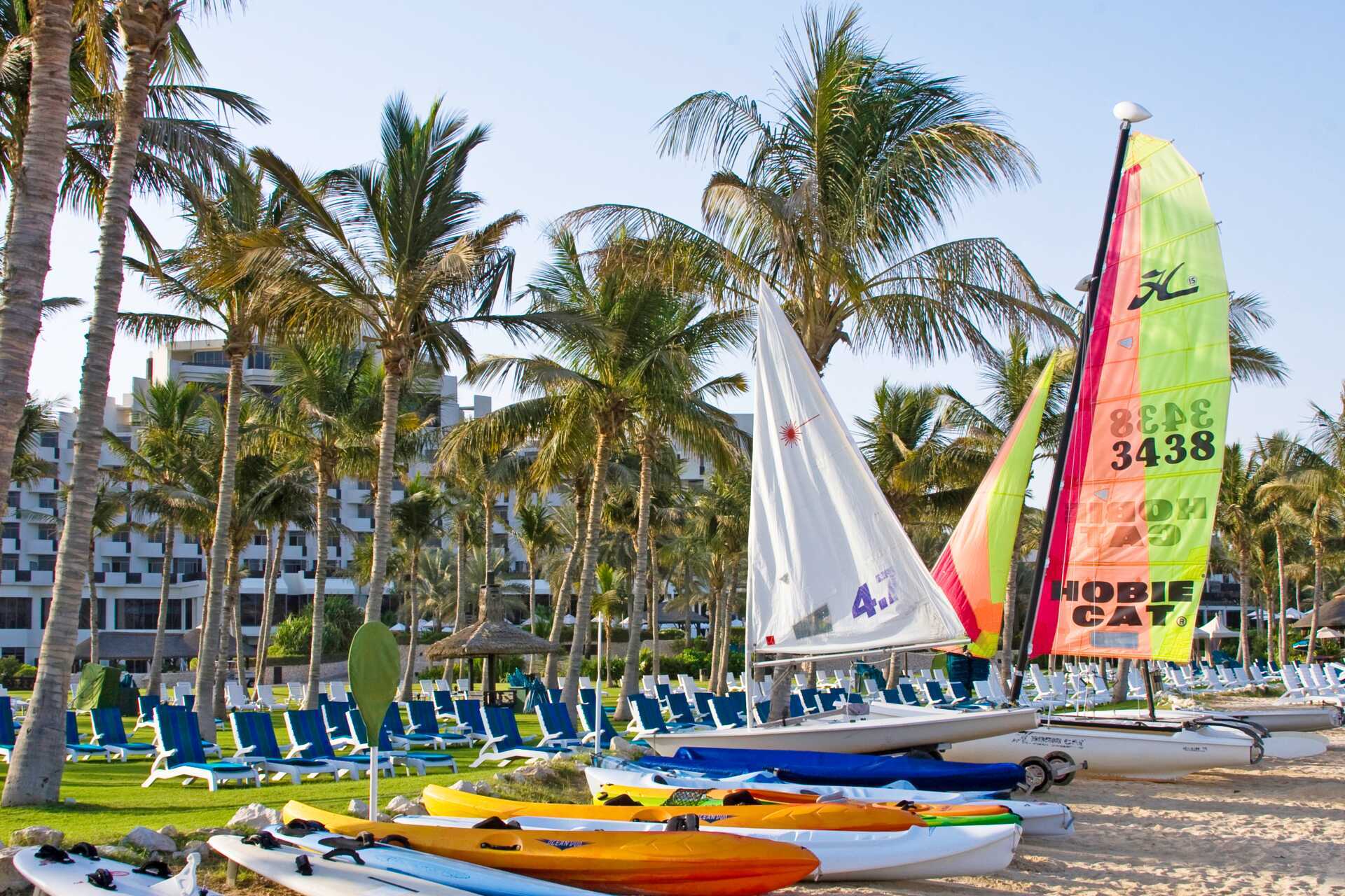 Vattensport på hotell JA Beach i Dubai.