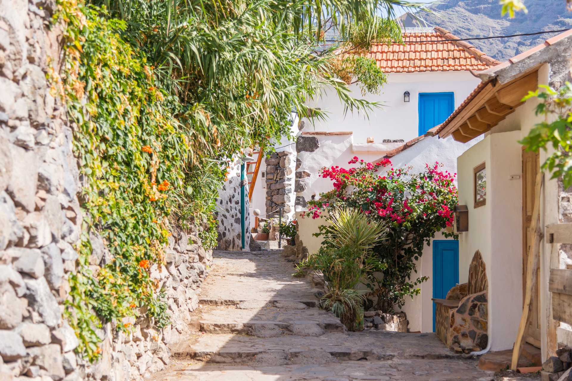 Den lilla byn El Guro i Valle Gran Rey på La Gomera, Kanarieöarna.