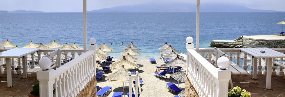 Strand på hotell Joni i Saranda, Albanien.